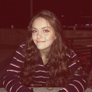 Meet your Posher, Veronica